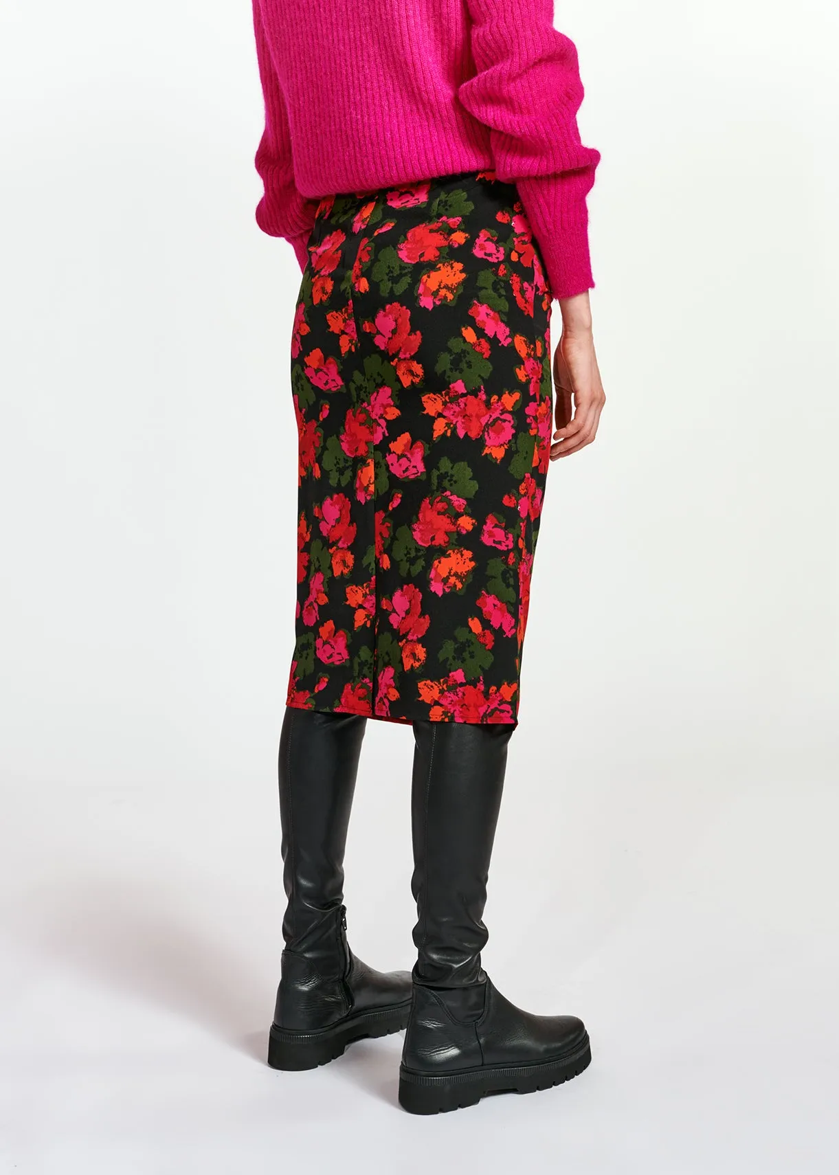 Black and red floral pencil skirt