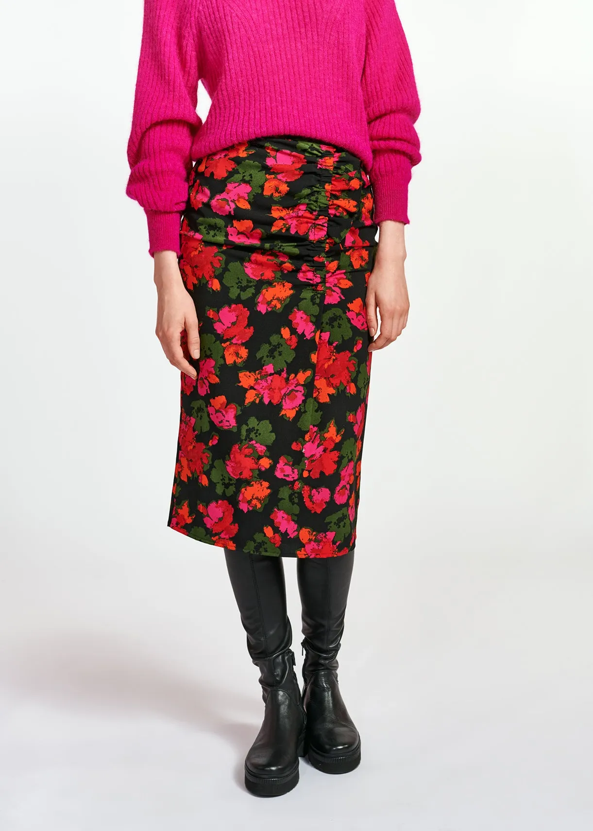Black and red floral pencil skirt