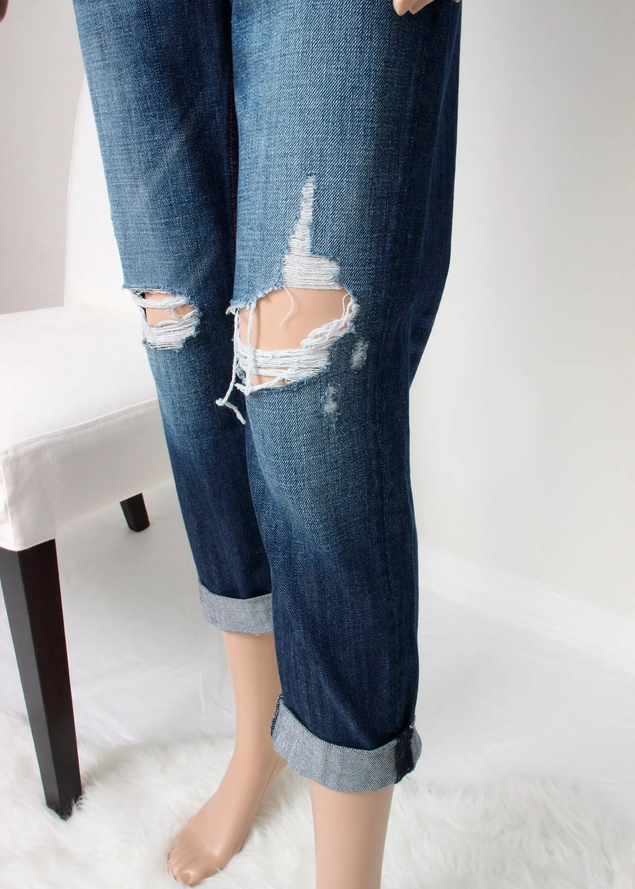 distressed hirise mom jean - fm
