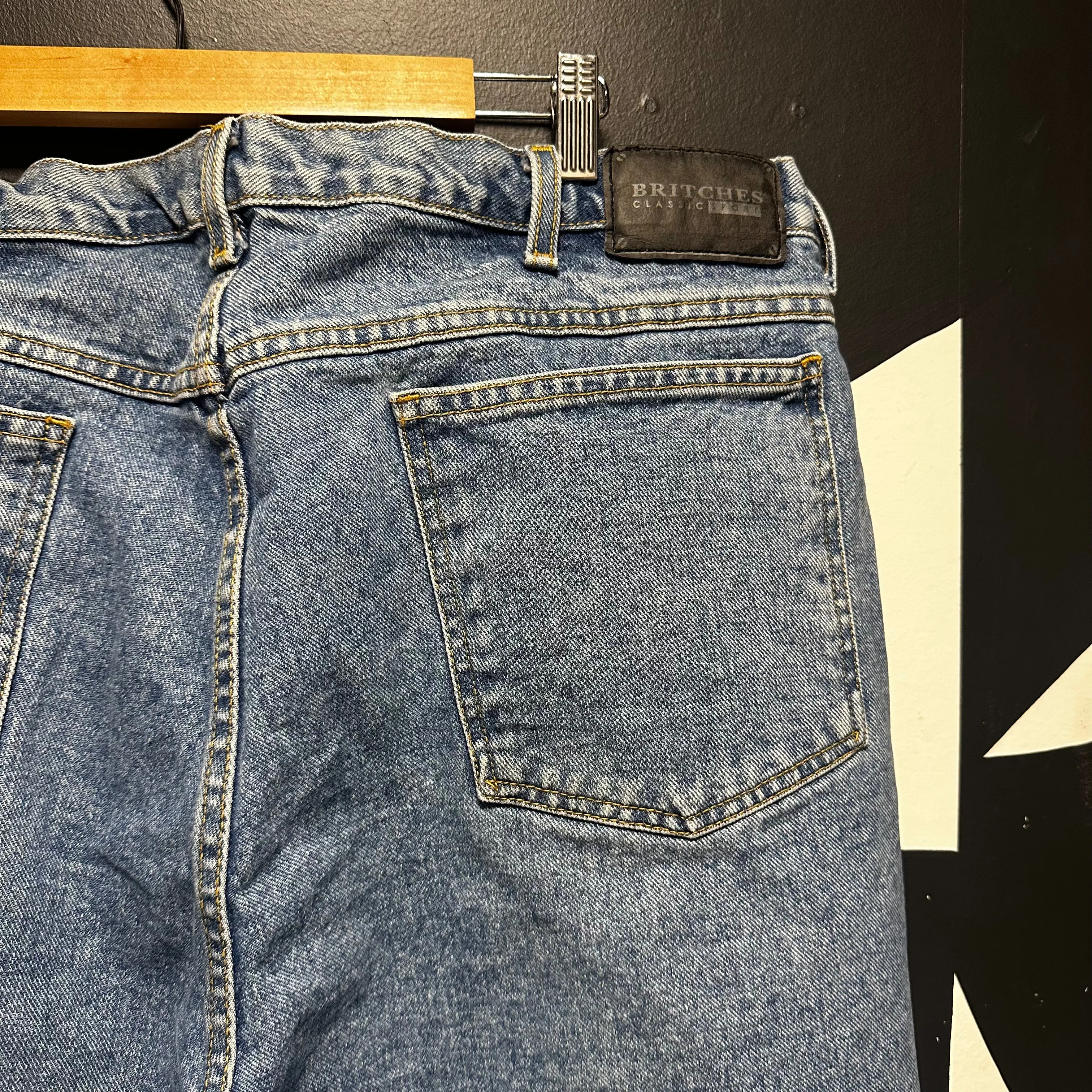 Straight Leg Jeans | 42 x 32